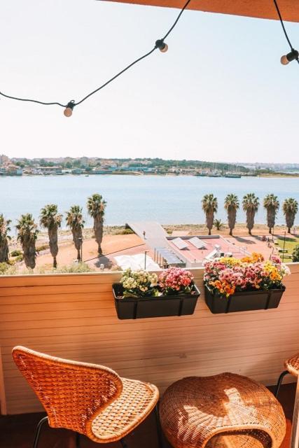 Golden Place - Seixal Apartment *